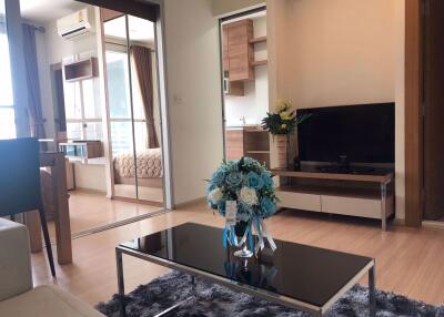 1 bed Condo in Rhythm Ratchada - Huai Khwang Huai Khwang Sub District C012459