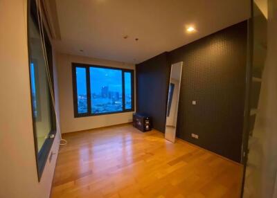 2 bed Duplex in Keyne by Sansiri Khlongtan Sub District D012441