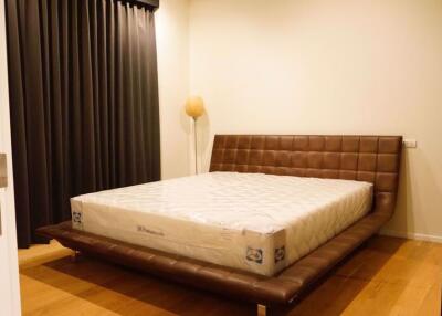 2 bed Condo in Circle Living Prototype Makkasan Sub District C012436