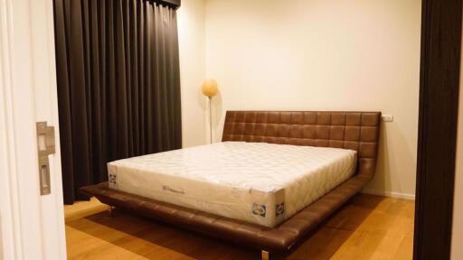 2 bed Condo in Circle Living Prototype Makkasan Sub District C012436