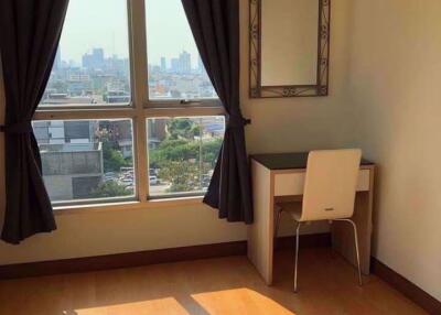 2 bed Condo in Life @ Ratchada - Suthisan Samsennok Sub District C012435