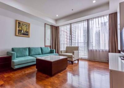 2 bed Condo in Baan Siri 24 Khlongtan Sub District C012405