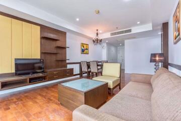 2 bed Condo in Baan Siri 24 Khlongtan Sub District C012404