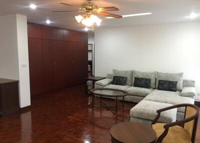 3 bed Condo in Tubtim Mansion Khlong Tan Nuea Sub District C012383