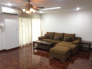 3 bed Condo in Tubtim Mansion Khlong Tan Nuea Sub District C012380