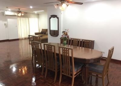 3 bed Condo in Tubtim Mansion Khlong Tan Nuea Sub District C012380