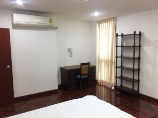 3 bed Condo in Tubtim Mansion Khlong Tan Nuea Sub District C012380