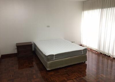 3 bed Condo in Tubtim Mansion Khlong Tan Nuea Sub District C012380