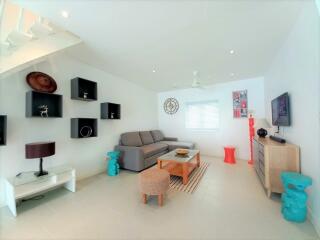 2Storey White Apartment For Sale in Pratumnak