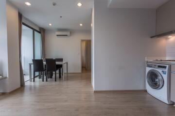 2 bed Condo in Ideo Q Ratchathewi Thanonphayathai Sub District C012357