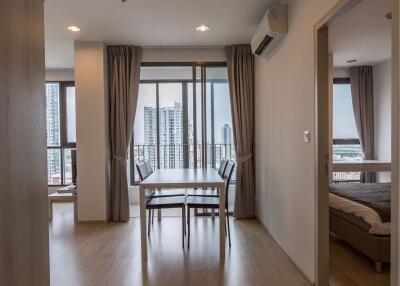 2 bed Condo in Ideo Q Ratchathewi Thanonphayathai Sub District C012357