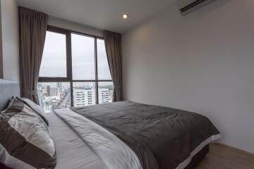 2 bed Condo in Ideo Q Ratchathewi Thanonphayathai Sub District C012357