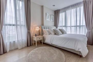 2 bed Condo in Ideo Q Ratchathewi Thanonphayathai Sub District C012355
