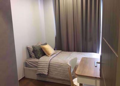 2 bed Condo in Ideo Q Victory Thanonphayathai Sub District C012331