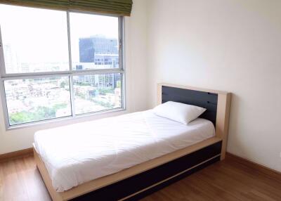 2 bed Condo in S&S Sukhumvit Bangchak Sub District C012325