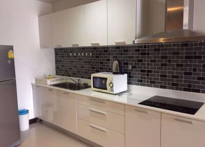 2 bed Condo in The Prime 11 Khlong Toei Nuea Sub District C012323