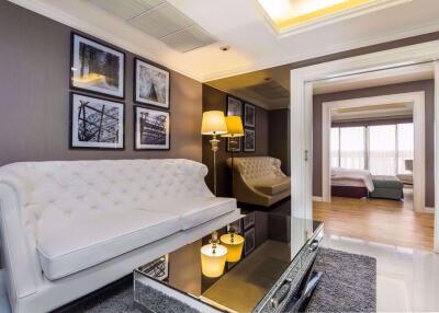 1 bed Condo in State Tower Silom Sub District C012315