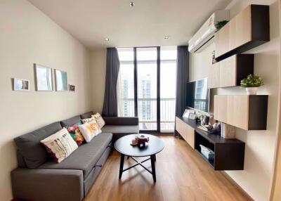 2 bed Condo in Park Origin Phromphong Khlongtan Sub District C012309