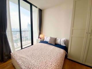 2 bed Condo in Park Origin Phromphong Khlongtan Sub District C012309