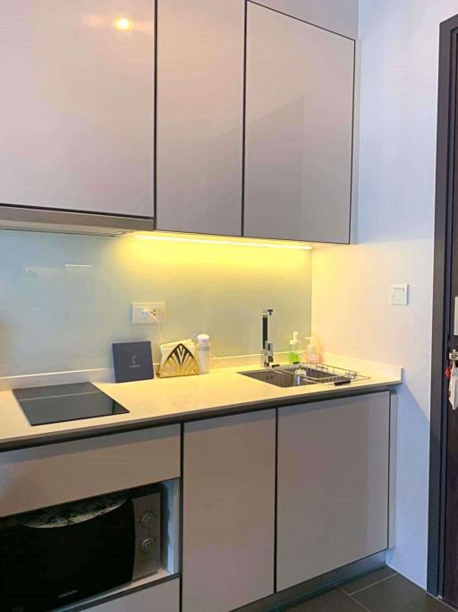 1 bed Condo in C Ekkamai Khlong Tan Nuea Sub District C012298