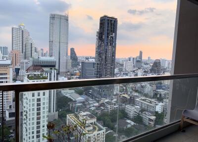 2 bed Condo in The Address Sathorn Silom Sub District C012289