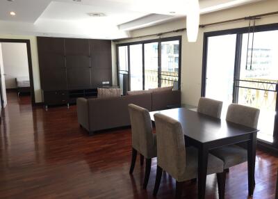 2 bed Condo in Mela Mansion Khlong Toei Nuea Sub District C012256