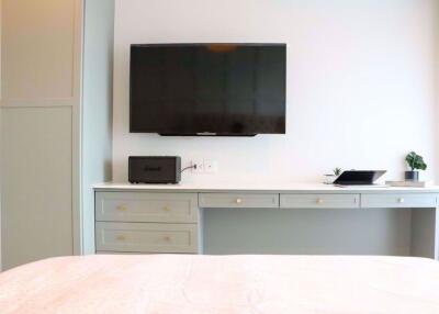 Studio bed Condo in Life One Wireless Lumphini Sub District C012243