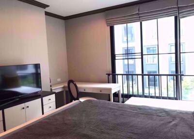 2 bed Condo in The Reserve - Kasemsan 3 Wang Mai Sub District C012222