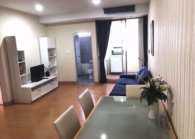 2 bed Condo in The Waterford Diamond Khlongtan Sub District C012216