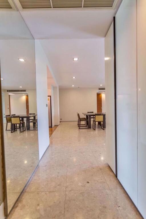 2 bed Condo in Ficus Lane Phra Khanong Sub District C012214