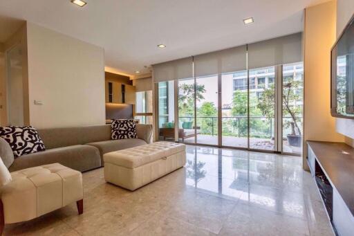 2 bed Condo in Ficus Lane Phra Khanong Sub District C012214