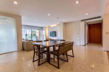 2 bed Condo in Ficus Lane Phra Khanong Sub District C012214