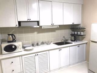 3 bed Condo in The Waterford Park Sukhumvit 53 Khlong Tan Nuea Sub District C012210