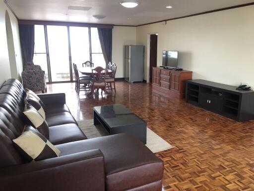 3 bed Condo in Tongtip Mansion Khlong Tan Nuea Sub District C012194