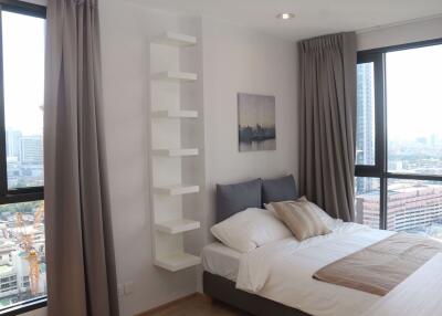 2 bed Condo in Ideo Q Siam - Ratchathewi Thanonphayathai Sub District C012180