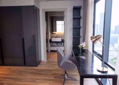 2 bed Condo in The Lofts Asoke Khlong Toei Nuea Sub District C012169