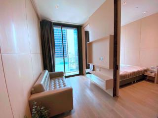 1 bed Condo in Ashton Silom Suriyawong Sub District C012155