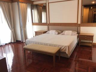 2 bed Condo in Nida Thonglor Khlong Tan Nuea Sub District C012149