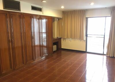 2 bed Condo in SP Mansion, Thonglor 8 Khlong Tan Nuea Sub District C012122