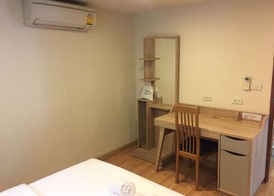 1 bed Condo in The Kaze 34 Khlongtan Sub District C012120