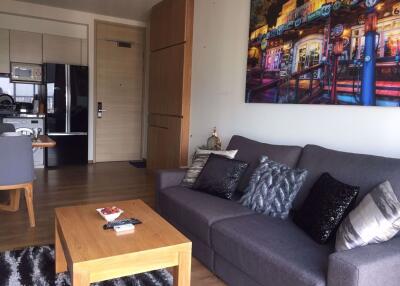 2 bed Condo in Park Origin Phromphong Khlongtan Sub District C012108