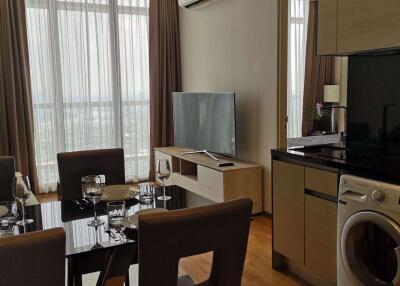 2 bed Condo in Park Origin Phromphong Khlongtan Sub District C012107