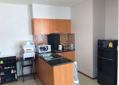 Studio bed Condo in Villa Sathorn Khlong Ton Sai Sub District C012100