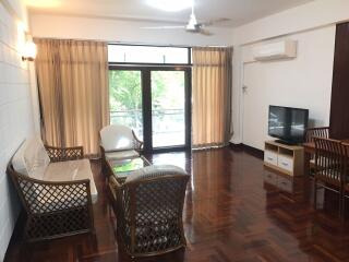 2 bed Condo in CS Villa Khlong Tan Nuea Sub District C012092