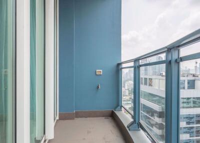 2 bed Condo in Q Langsuan Lumphini Sub District C012082