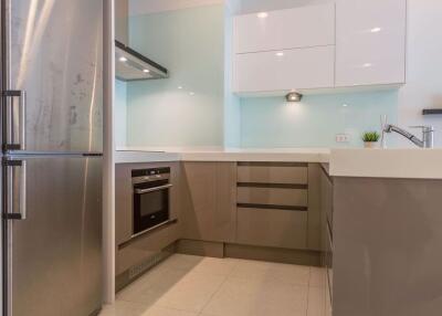 2 bed Condo in Q Langsuan Lumphini Sub District C012082