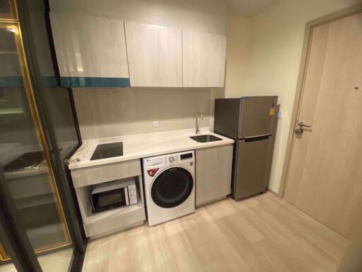 Studio bed Condo in Life One Wireless Lumphini Sub District C012079