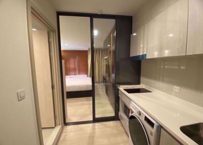 Studio bed Condo in Life One Wireless Lumphini Sub District C012079