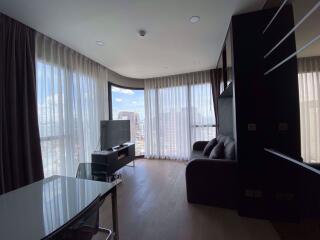 2 bed Condo in Ashton Chula - Silom Mahaphruettharam Sub District C012069