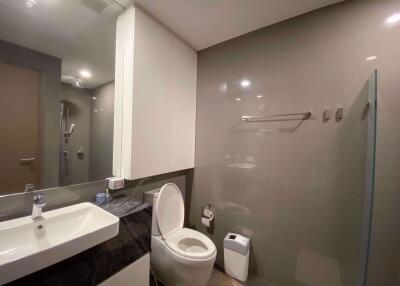 2 bed Condo in Ashton Chula - Silom Mahaphruettharam Sub District C012069